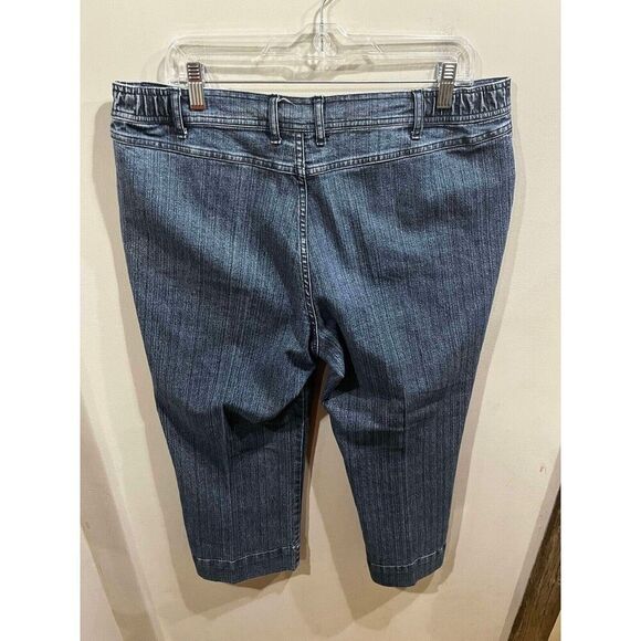 Sag Harbor Jeans Womens 14 Blue Capri Straight Mid Rise Embroidered Denim Boho - Picture 2 of 7